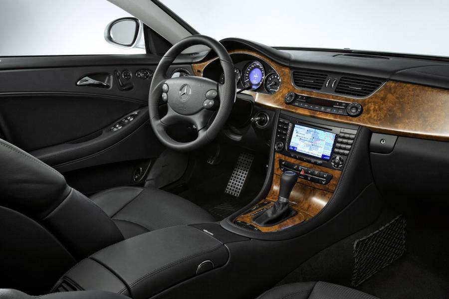  Mercedes-Benz CLS63 AMG 2007 года  (фото 45 из 76)